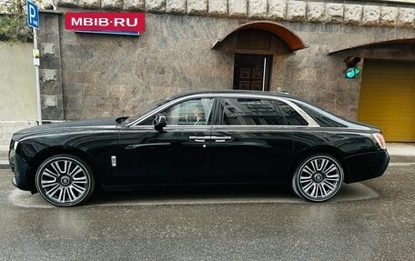 Rolls-Royce Ghost Series II рестайлинг, 2021 год, 54 600 000 рублей, 21 фотография