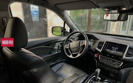 Honda Pilot III рестайлинг, 2018 год, 3 799 000 рублей, 4 фотография
