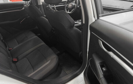 Geely Emgrand, 2024 год, 2 243 990 рублей, 8 фотография