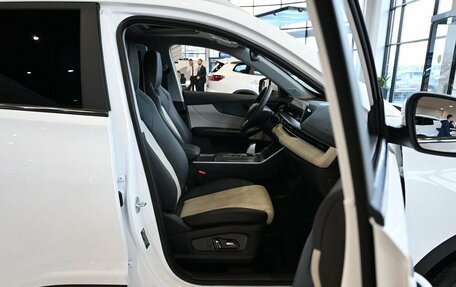 Chery Tiggo 4 I рестайлинг, 2025 год, 2 290 000 рублей, 7 фотография