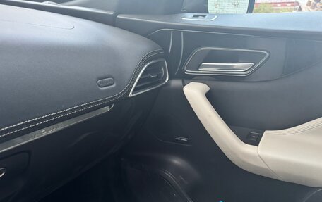 Jaguar F-Pace, 2018 год, 2 880 000 рублей, 11 фотография