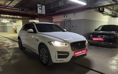 Jaguar F-Pace, 2018 год, 2 880 000 рублей, 2 фотография
