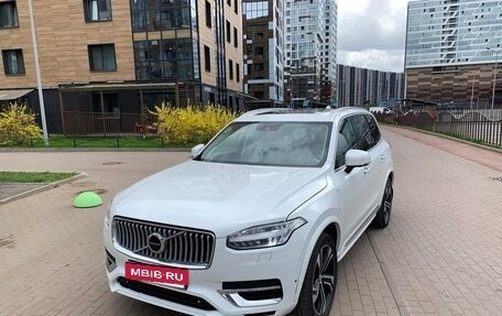 Volvo XC90 II рестайлинг, 2021 год, 6 000 000 рублей, 3 фотография
