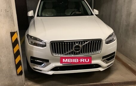 Volvo XC90 II рестайлинг, 2021 год, 6 000 000 рублей, 33 фотография