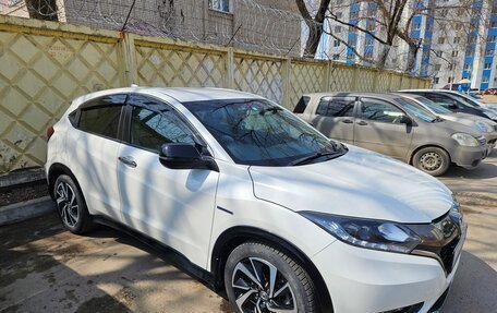 Honda Vezel, 2016 год, 1 800 000 рублей, 2 фотография