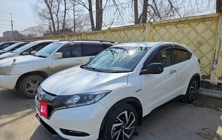 Honda Vezel, 2016 год, 1 800 000 рублей, 3 фотография