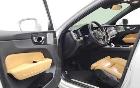 Volvo XC60 II, 2022 год, 3 806 391 рублей, 9 фотография