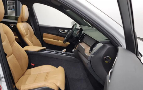 Volvo XC60 II, 2022 год, 3 806 391 рублей, 8 фотография