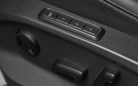 Volkswagen Tiguan II, 2017 год, 2 469 000 рублей, 11 фотография