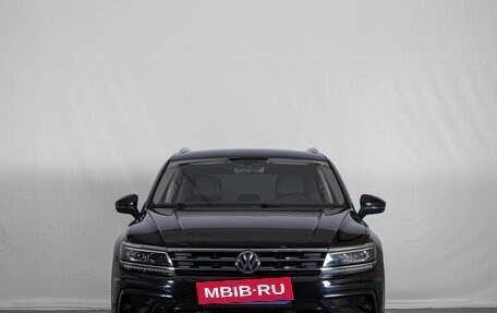 Volkswagen Tiguan II, 2017 год, 2 469 000 рублей, 3 фотография