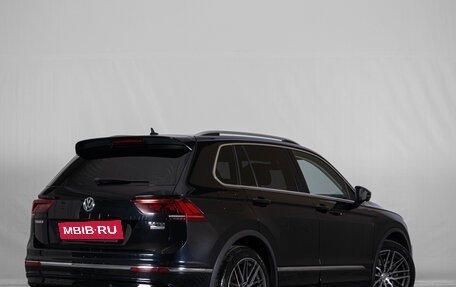 Volkswagen Tiguan II, 2017 год, 2 469 000 рублей, 5 фотография