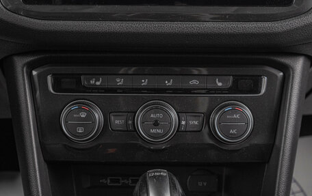 Volkswagen Tiguan II, 2017 год, 2 469 000 рублей, 16 фотография