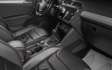 Volkswagen Tiguan II, 2017 год, 2 469 000 рублей, 20 фотография