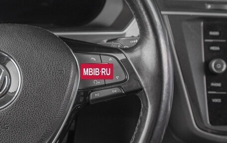Volkswagen Tiguan II, 2017 год, 2 469 000 рублей, 14 фотография