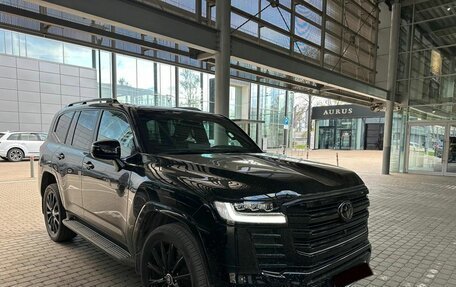 Toyota Land Cruiser, 2023 год, 11 990 000 рублей, 3 фотография