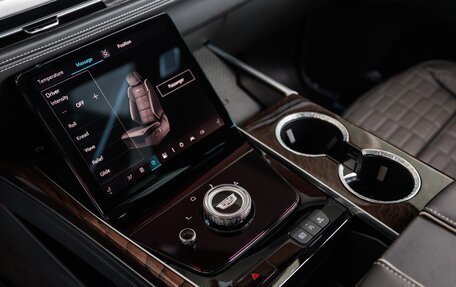 Cadillac Escalade V, 2025 год, 24 200 000 рублей, 16 фотография