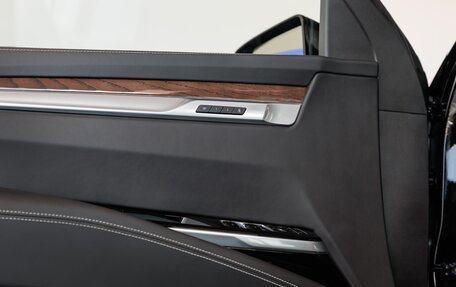 Cadillac Escalade V, 2025 год, 24 200 000 рублей, 18 фотография