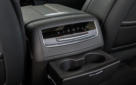 Cadillac Escalade V, 2025 год, 24 200 000 рублей, 24 фотография
