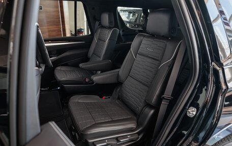 Cadillac Escalade V, 2025 год, 24 200 000 рублей, 27 фотография