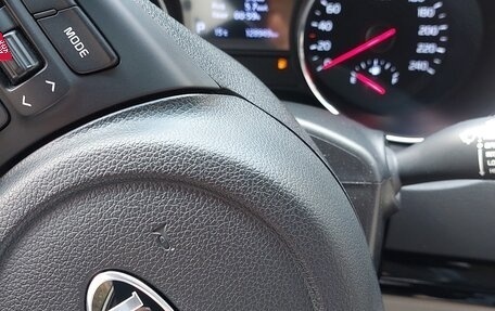 KIA Carnival III, 2019 год, 2 700 000 рублей, 8 фотография