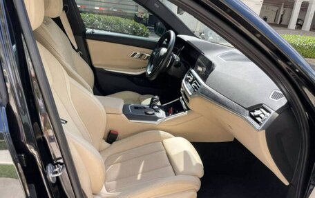 BMW 3 серия, 2022 год, 3 275 000 рублей, 9 фотография