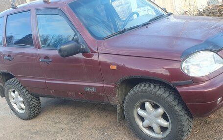 Chevrolet Niva I рестайлинг, 2005 год, 330 000 рублей, 2 фотография