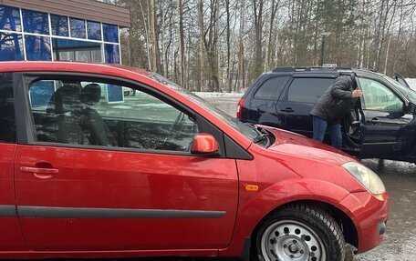 Ford Fiesta, 2007 год, 330 000 рублей, 6 фотография
