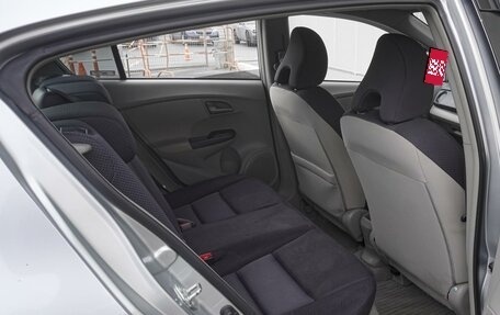 Honda Insight II рестайлинг, 2009 год, 819 000 рублей, 11 фотография
