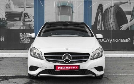 Mercedes-Benz A-Класс, 2014 год, 1 449 000 рублей, 3 фотография