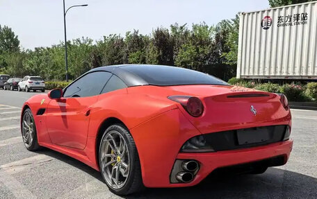Ferrari California I рестайлинг, 2012 год, 10 850 000 рублей, 8 фотография
