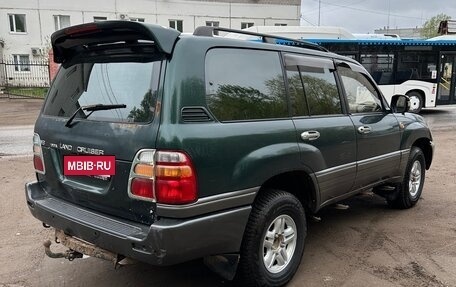 Toyota Land Cruiser 100 рестайлинг 2, 1998 год, 650 000 рублей, 3 фотография