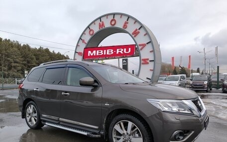 Nissan Pathfinder, 2014 год, 2 109 000 рублей, 1 фотография