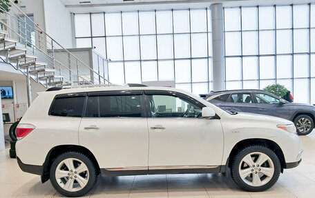 Toyota Highlander III, 2012 год, 1 450 000 рублей, 5 фотография