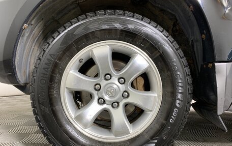 Toyota Land Cruiser Prado 120 рестайлинг, 2006 год, 9 фотография