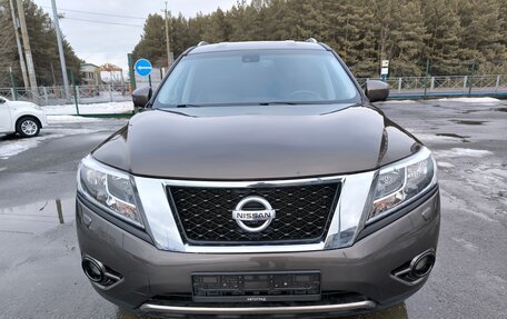 Nissan Pathfinder, 2014 год, 2 109 000 рублей, 2 фотография
