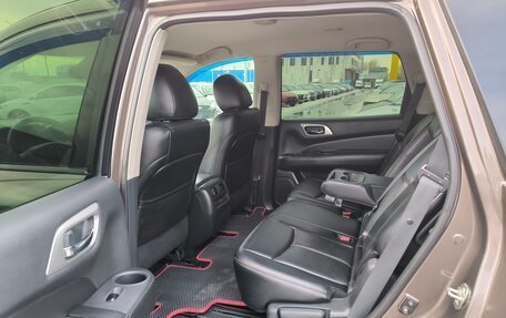 Nissan Pathfinder, 2014 год, 2 109 000 рублей, 15 фотография