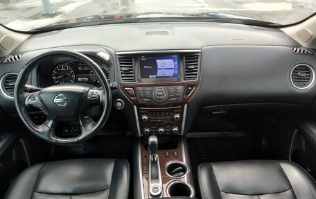 Nissan Pathfinder, 2014 год, 2 109 000 рублей, 21 фотография