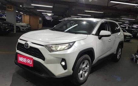 Toyota RAV4, 2023 год, 3 000 111 рублей, 2 фотография