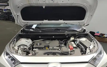 Toyota RAV4, 2023 год, 3 000 111 рублей, 13 фотография