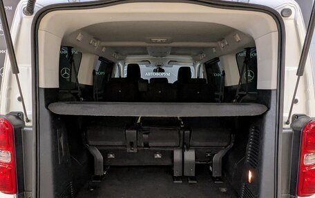 Peugeot Traveller I, 2021 год, 2 895 000 рублей, 6 фотография
