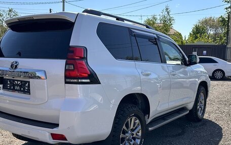 Toyota Land Cruiser Prado 150 рестайлинг 2, 2018 год, 5 370 000 рублей, 9 фотография