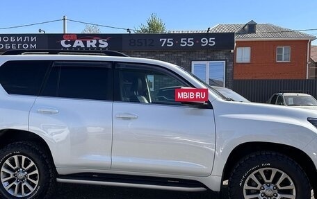 Toyota Land Cruiser Prado 150 рестайлинг 2, 2018 год, 5 370 000 рублей, 4 фотография