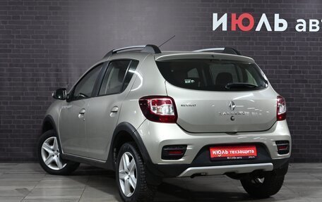 Renault Sandero II рестайлинг, 2017 год, 900 000 рублей, 4 фотография