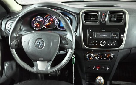 Renault Sandero II рестайлинг, 2017 год, 900 000 рублей, 16 фотография