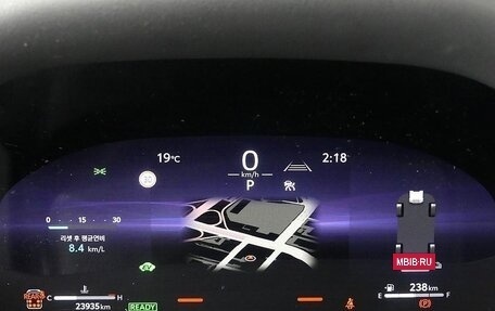 Toyota Alphard, 2024 год, 10 400 000 рублей, 6 фотография