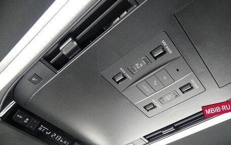 Toyota Alphard, 2024 год, 10 400 000 рублей, 16 фотография