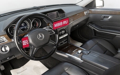 Mercedes-Benz E-Класс, 2013 год, 1 749 000 рублей, 8 фотография