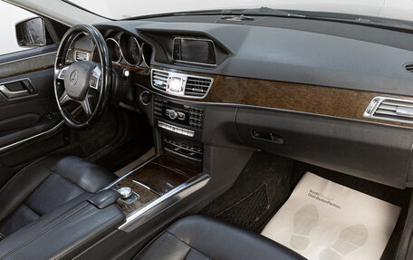 Mercedes-Benz E-Класс, 2013 год, 1 749 000 рублей, 10 фотография