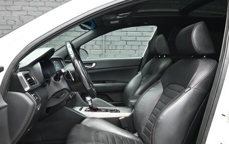 KIA Optima IV, 2018 год, 2 500 000 рублей, 10 фотография