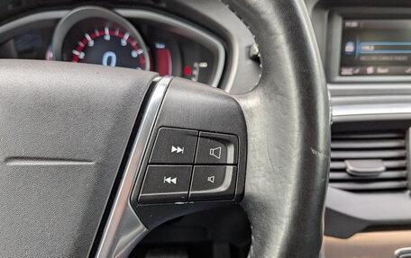 Volvo V40 II рестайлинг, 2013 год, 1 450 000 рублей, 28 фотография